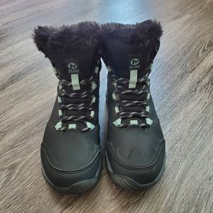 Merrell insulated hiking Boots